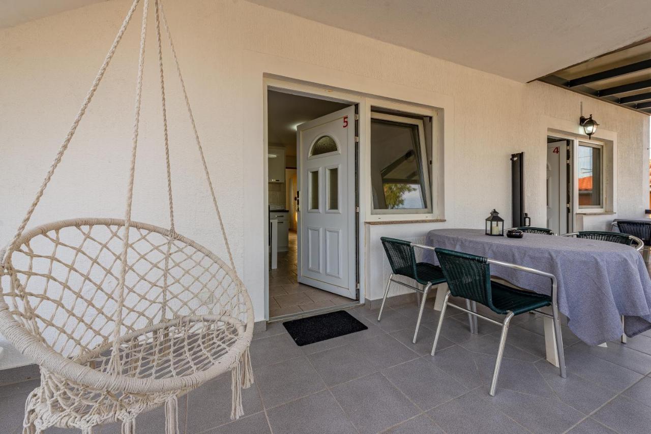 Apartments Villa Agape Vir Zewnętrze zdjęcie